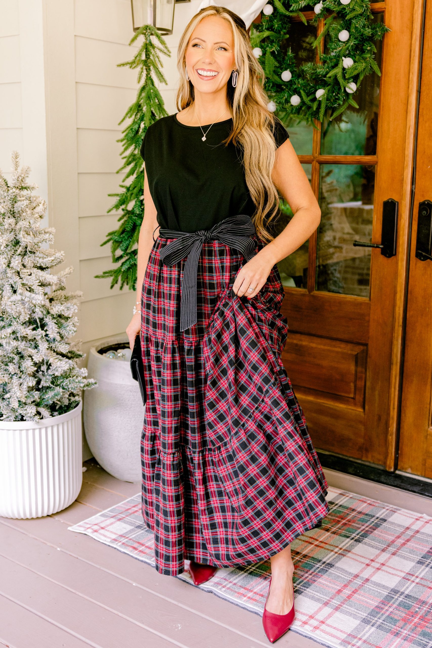 DoingItMyWayDress_Black-7