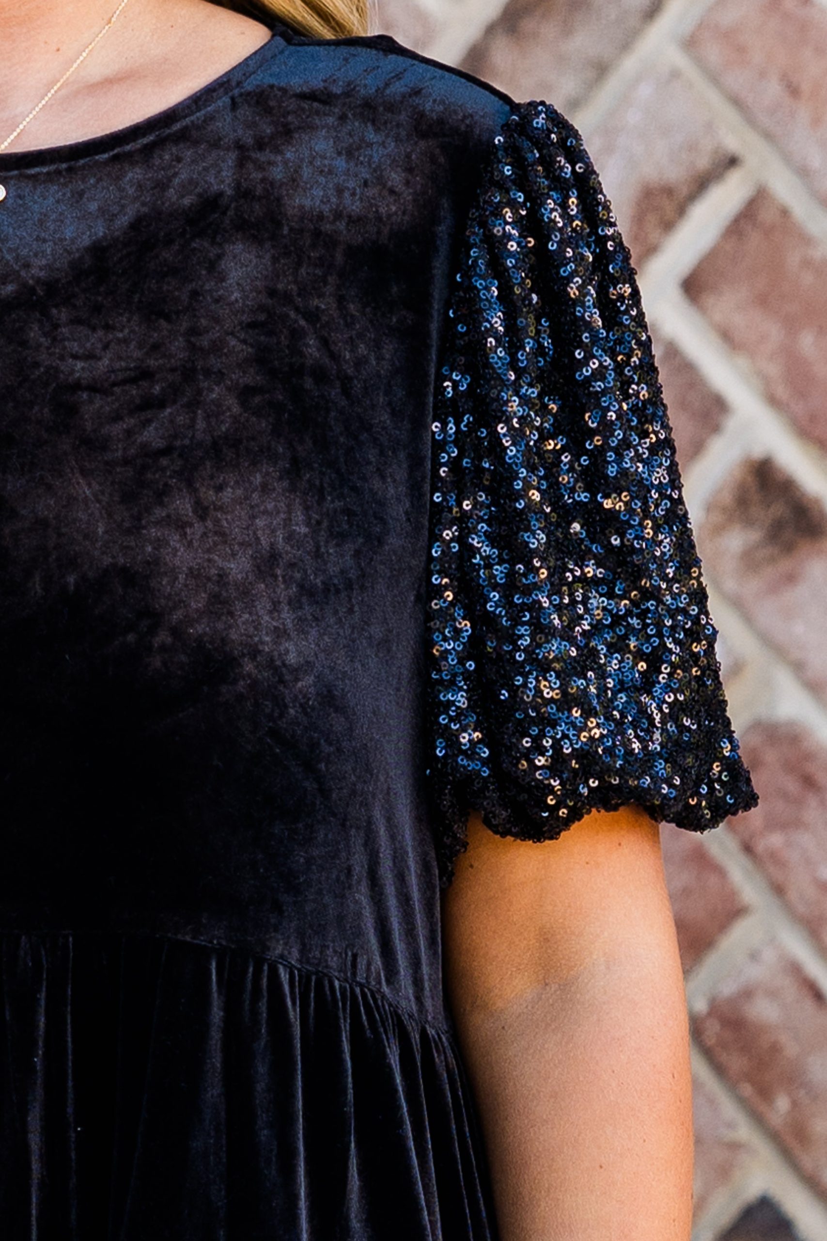 Eclipse Beauty Dress, Black - Image 4