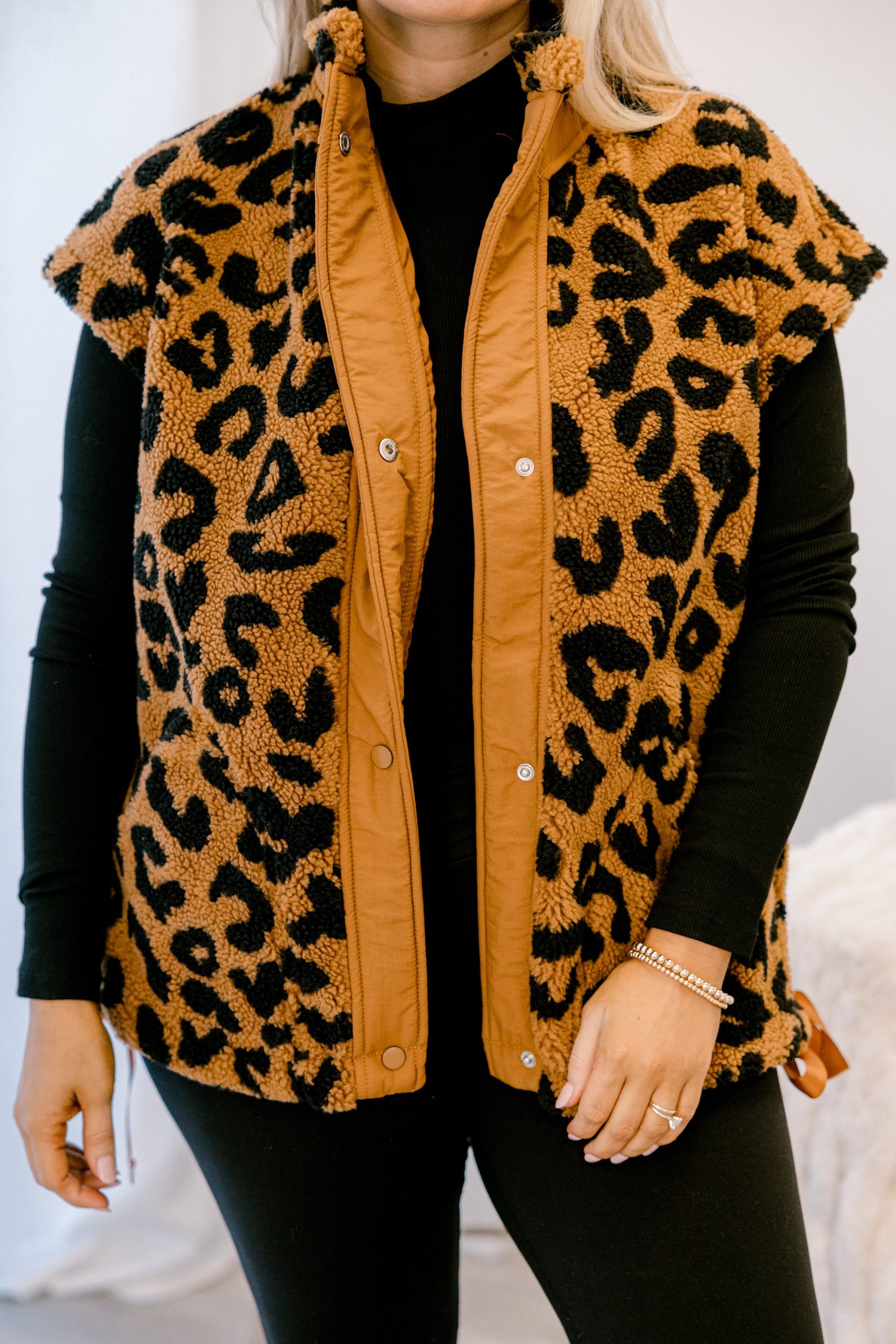 On Schedule Vest, Leopard - Image 5