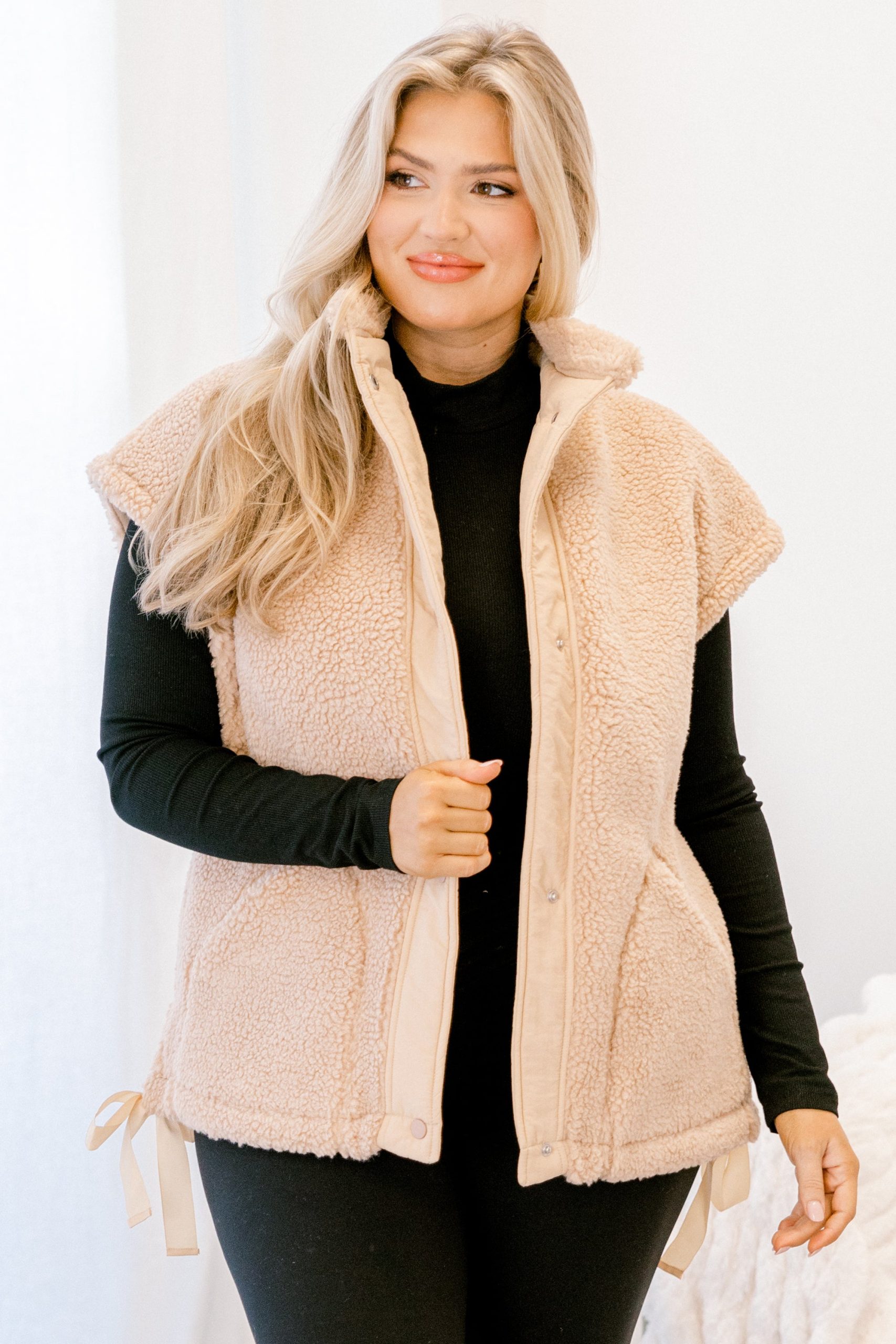 On Schedule Vest, Tan